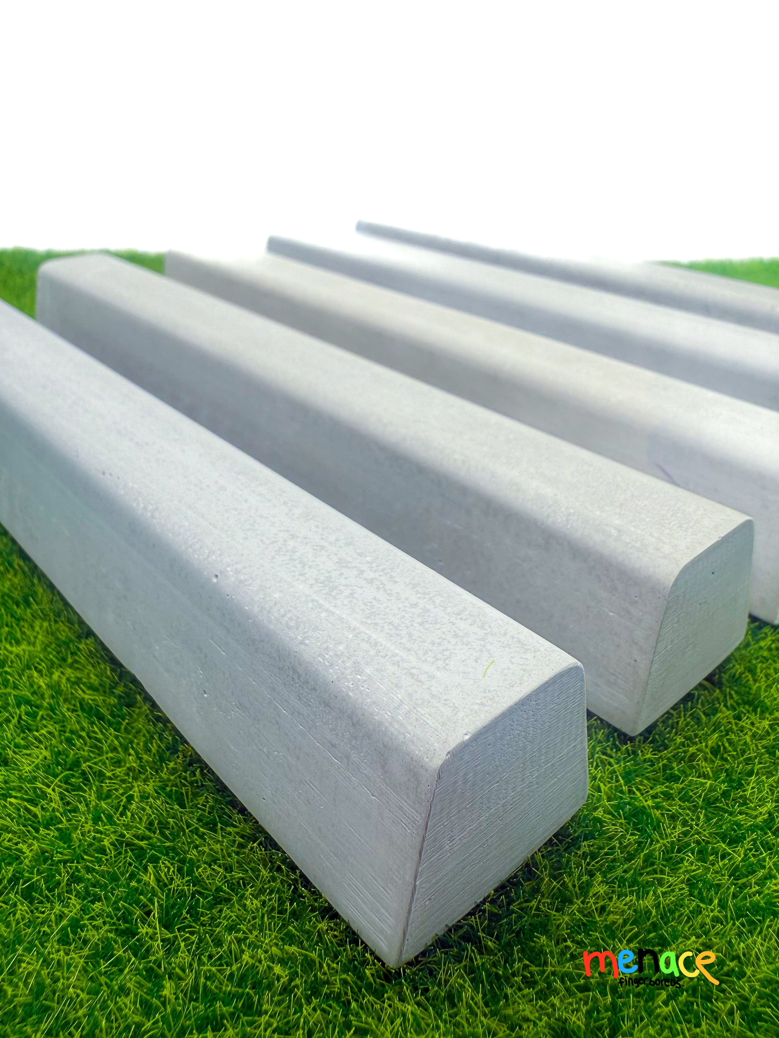 menace fingerboreds Flat Curb