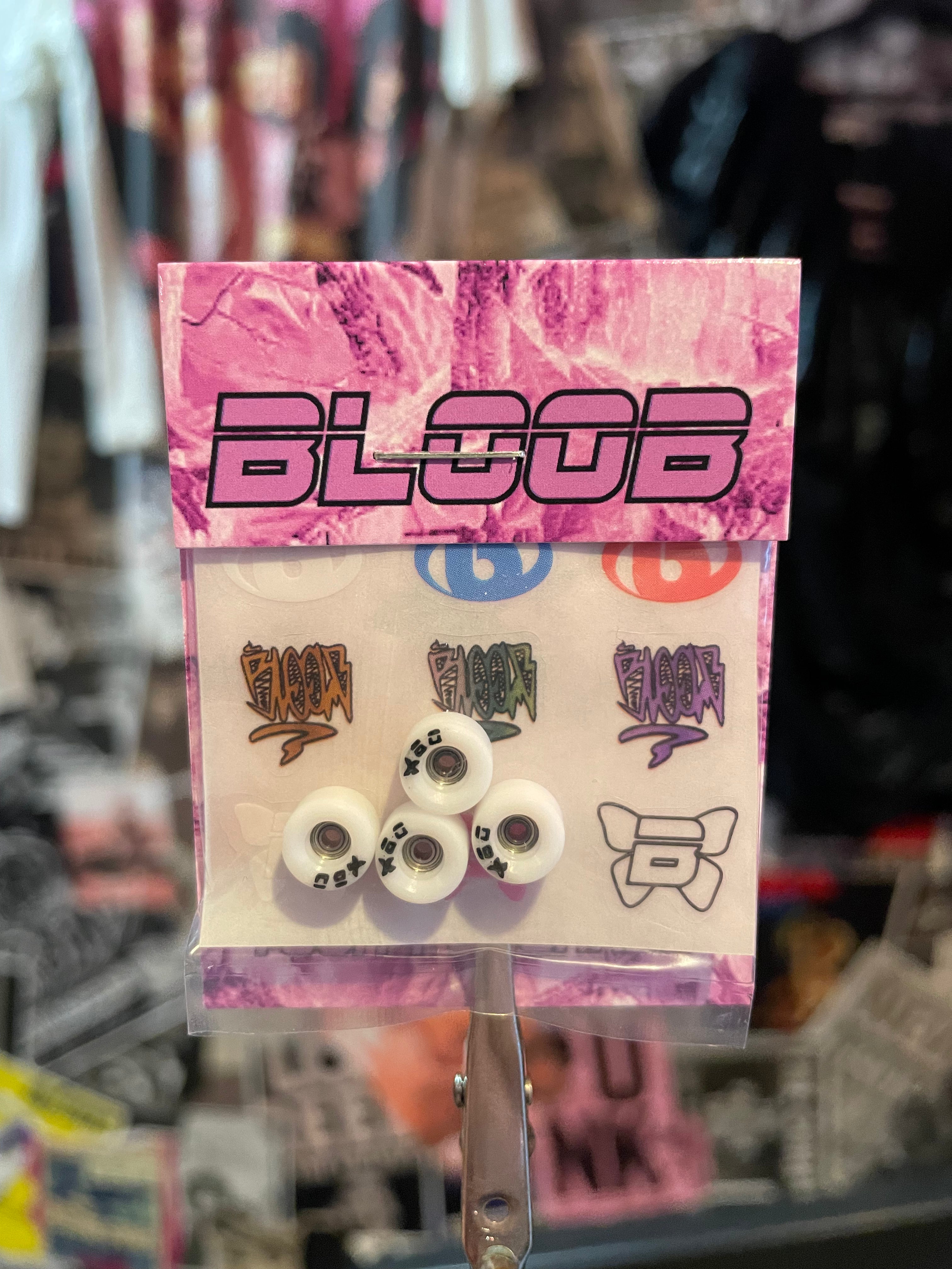 BLOOB 80S Wheels Embossed