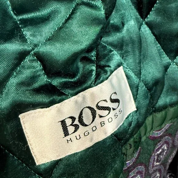 ✨ Rare 1980s Hugo Boss Forest Green Quilted Trench Coat – Swiss Made – Collectors